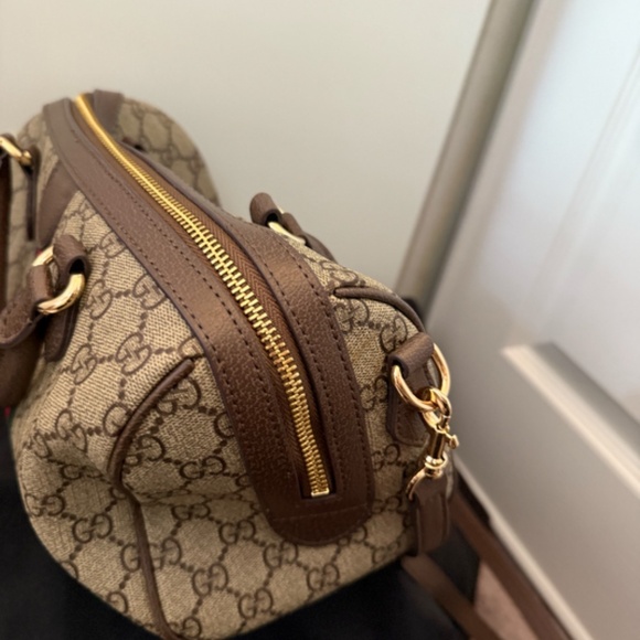 Gucci Bag - Picture 3 of 9